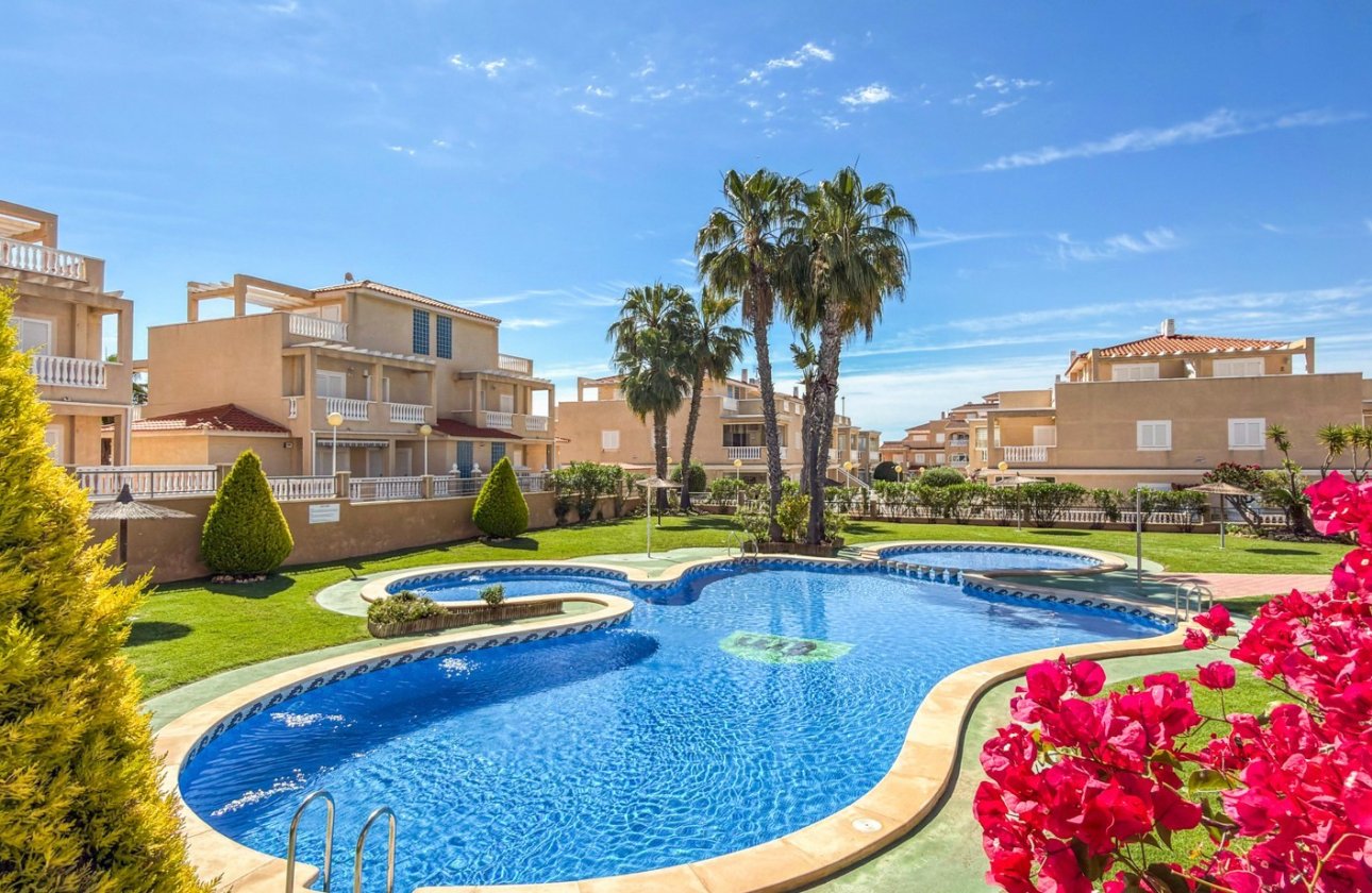 Herverkoop - Appartement -
Orihuela Costa - Costa Blanca
