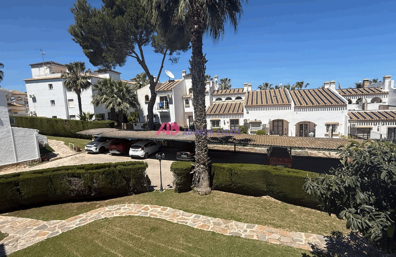 Herverkoop - Appartement -
Orihuela Costa - Costa Blanca