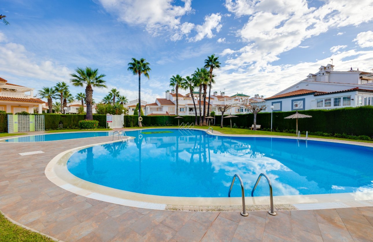 Herverkoop - Appartement -
Orihuela Costa - Costa Blanca
