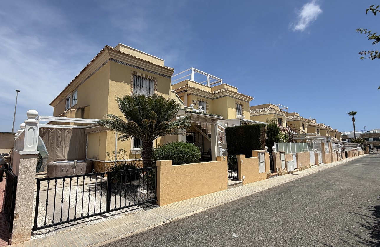 Herverkoop - Appartement -
Orihuela Costa - Costa Blanca