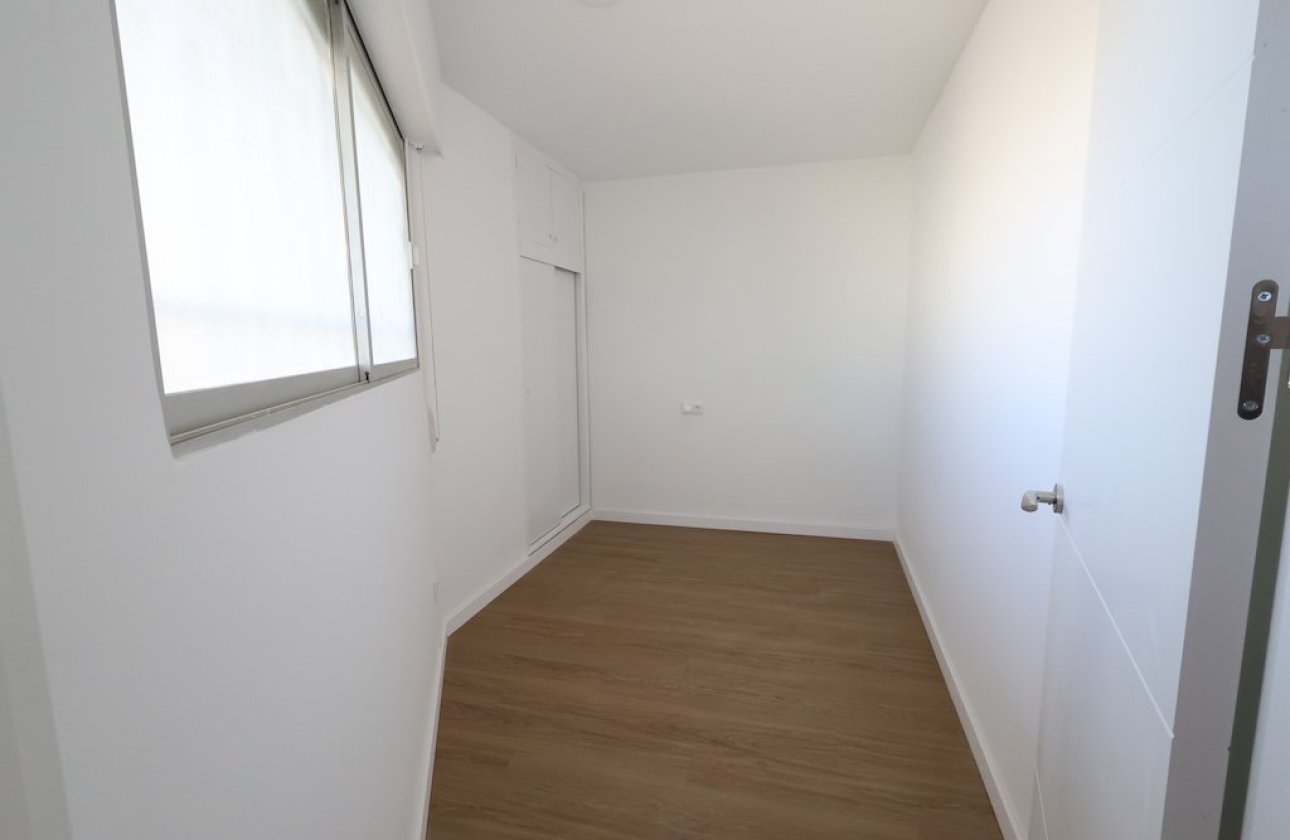 Herverkoop - Appartement -
Orihuela Costa - Costa Blanca