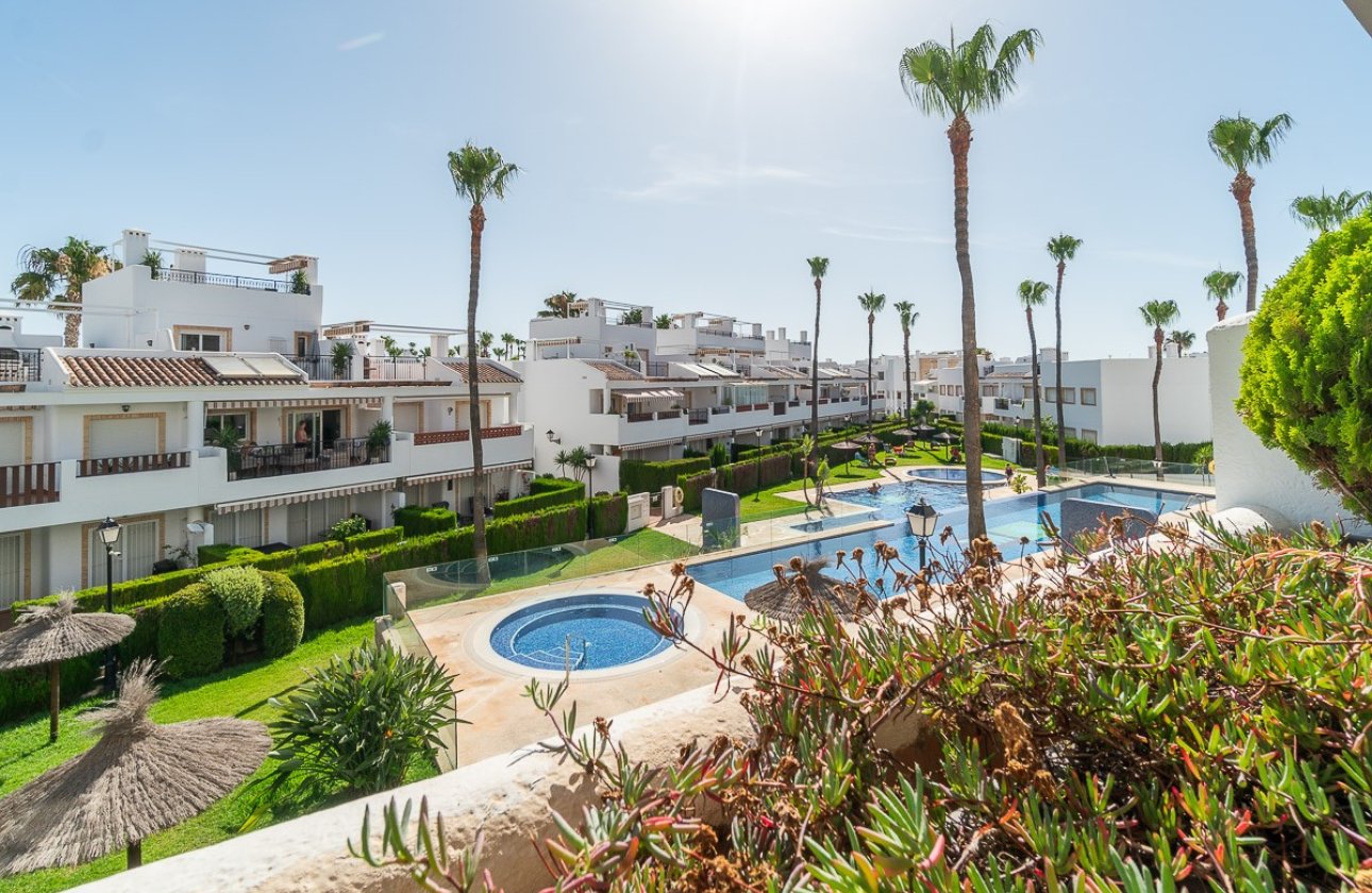 Herverkoop - Appartement -
Orihuela Costa - Costa Blanca
