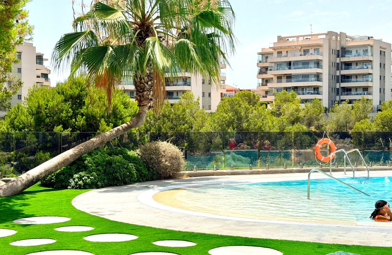 Herverkoop - Appartement -
Orihuela Costa - Costa Blanca