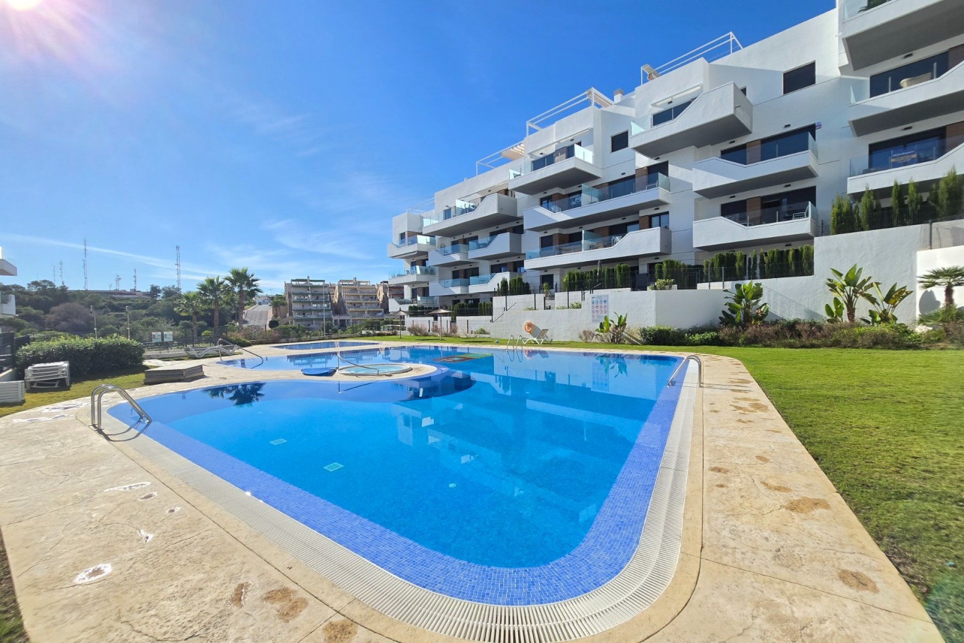 Herverkoop - Appartement -
Orihuela Costa - Costa Blanca