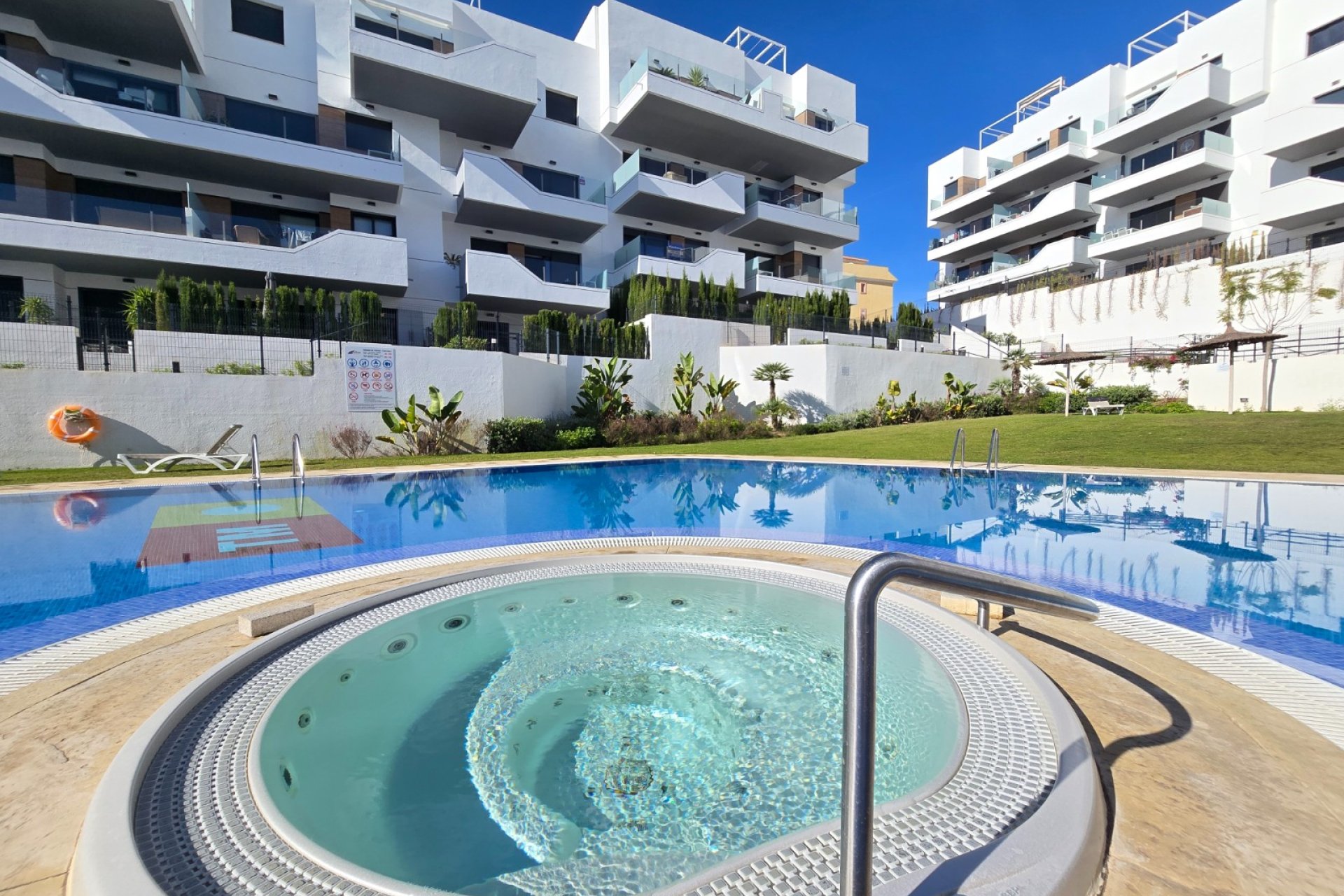 Herverkoop - Appartement -
Orihuela Costa - Costa Blanca