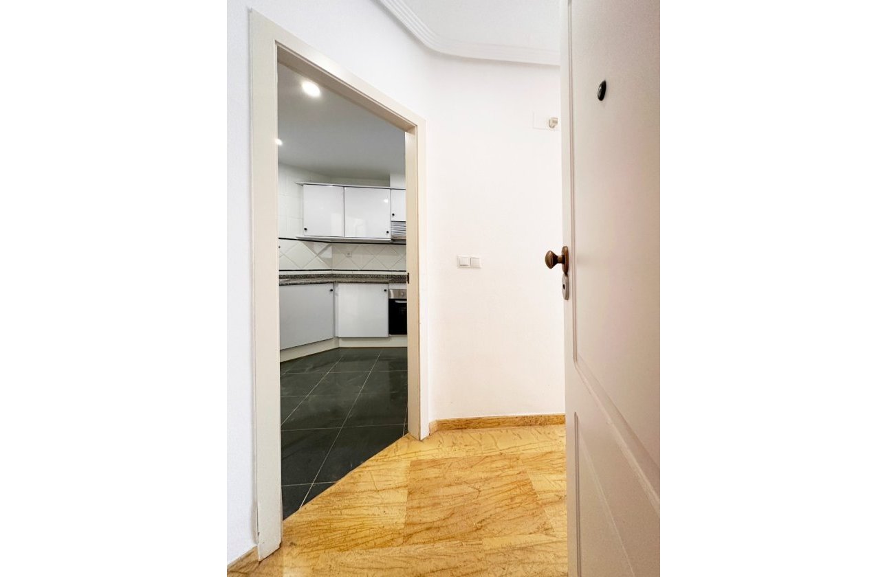 Herverkoop - Appartement -
Orihuela Costa - Costa Blanca