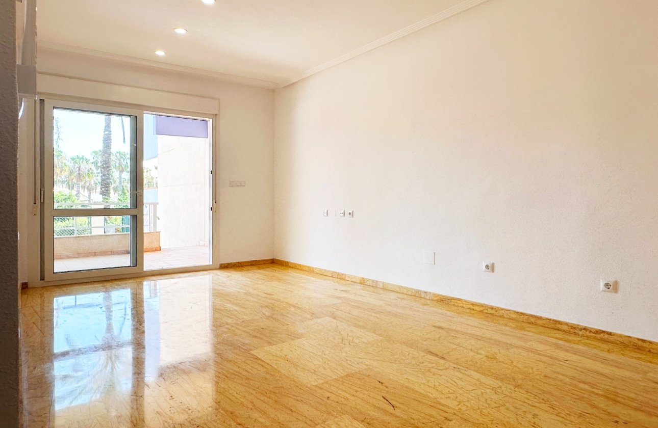 Herverkoop - Appartement -
Orihuela Costa - Costa Blanca
