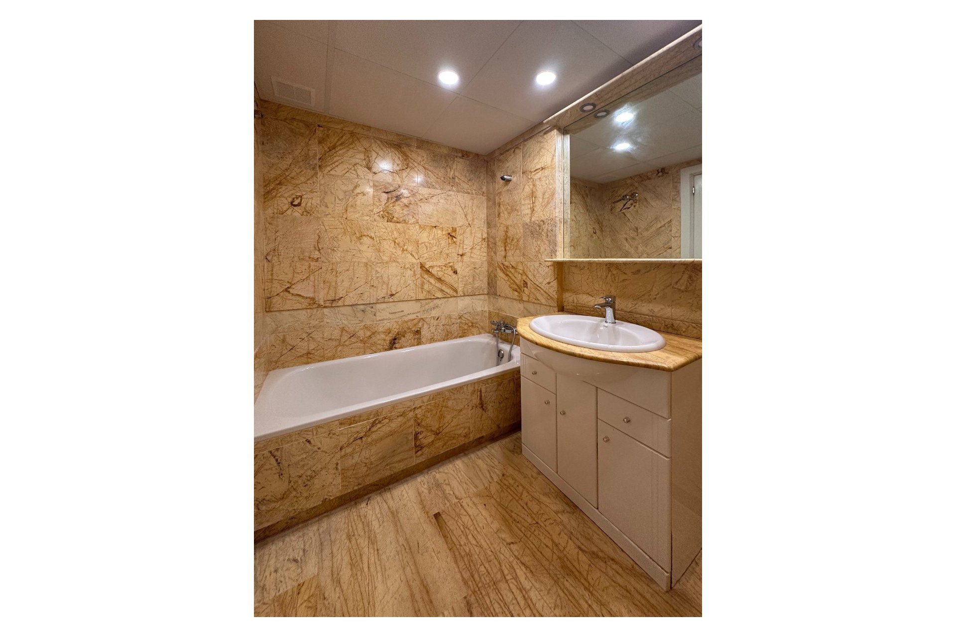 Herverkoop - Appartement -
Orihuela Costa - Costa Blanca