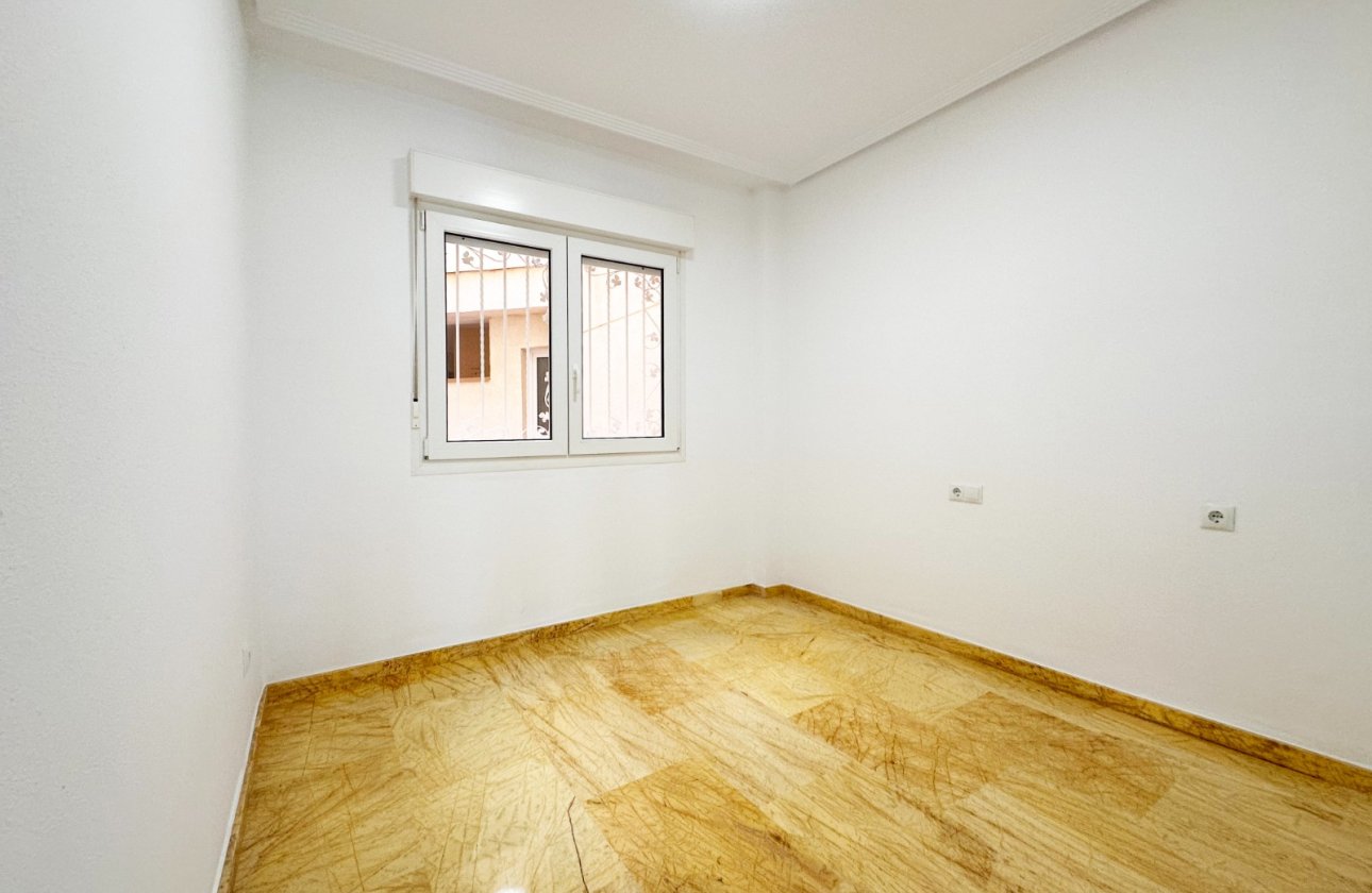 Herverkoop - Appartement -
Orihuela Costa - Costa Blanca