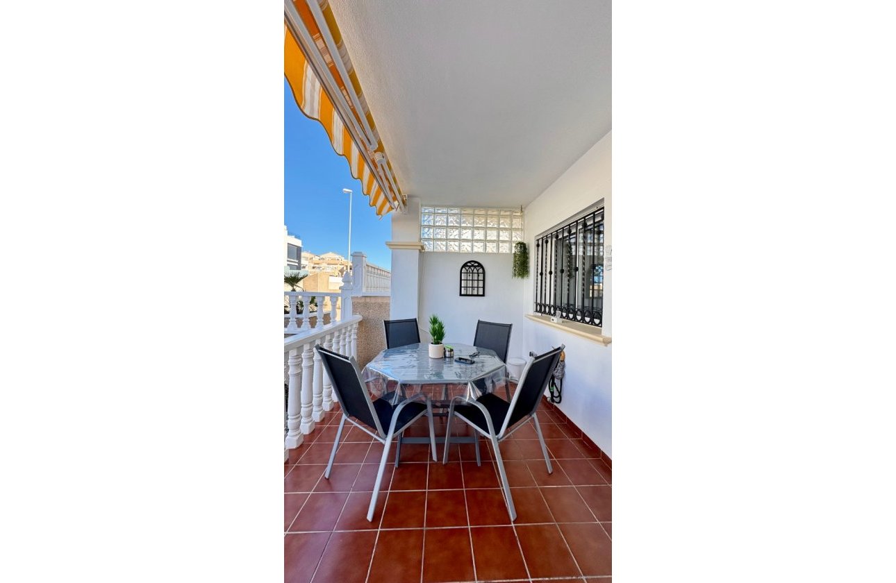 Herverkoop - Appartement -
Orihuela Costa - La Ciñuelica