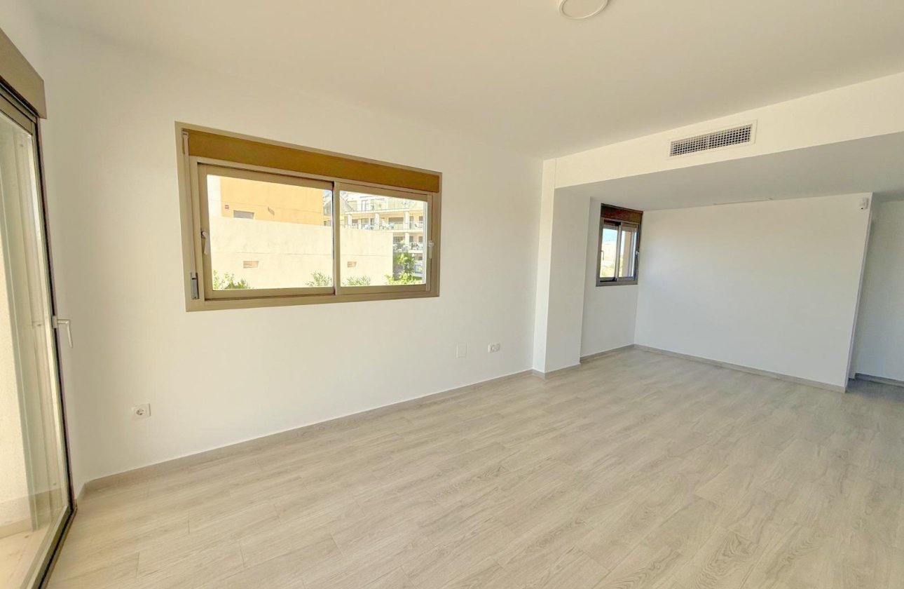 Herverkoop - Appartement -
Orihuela Costa - La Zenia