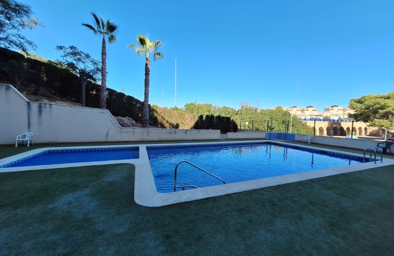 Herverkoop - Appartement -
Orihuela Costa - La Zenia
