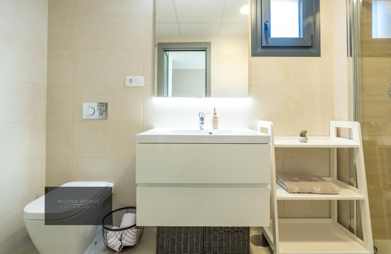 Herverkoop - Appartement -
Orihuela Costa - La Zenia