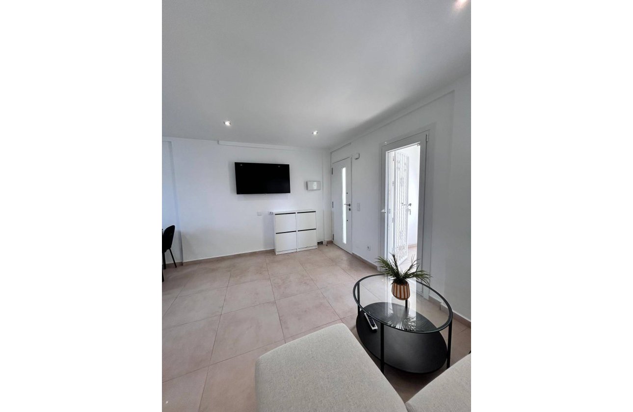 Herverkoop - Appartement -
Orihuela Costa - La Zenia