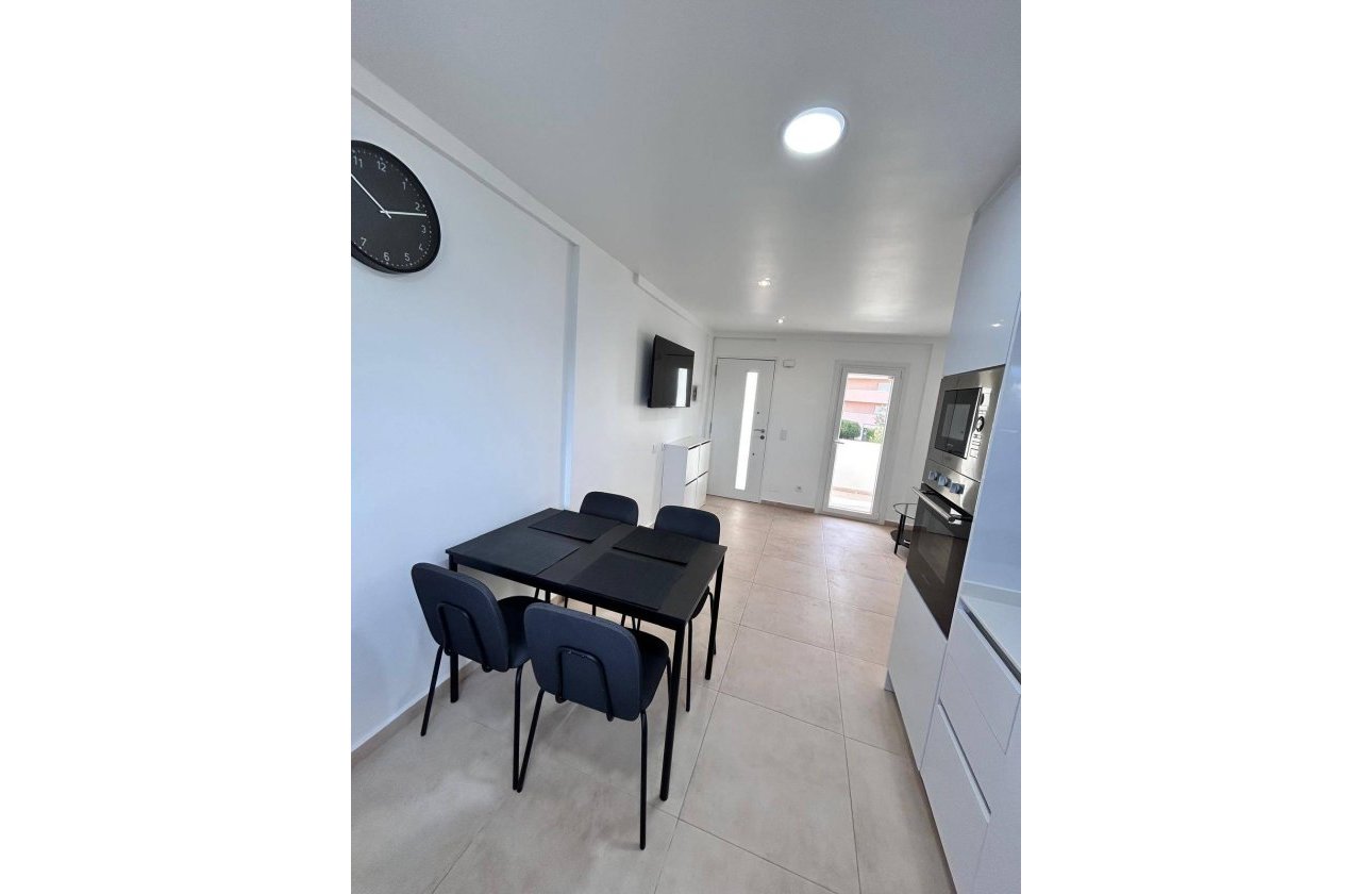 Herverkoop - Appartement -
Orihuela Costa - La Zenia