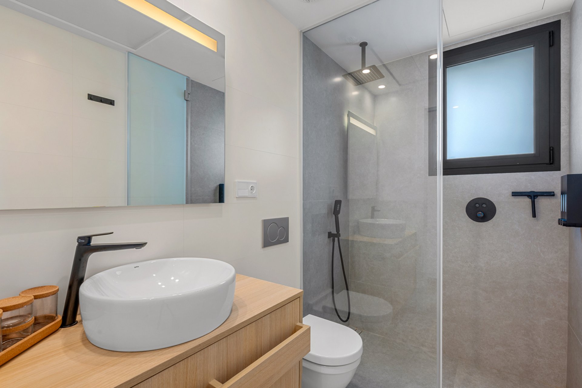 Herverkoop - Appartement -
Orihuela Costa - Las Colinas Golf
