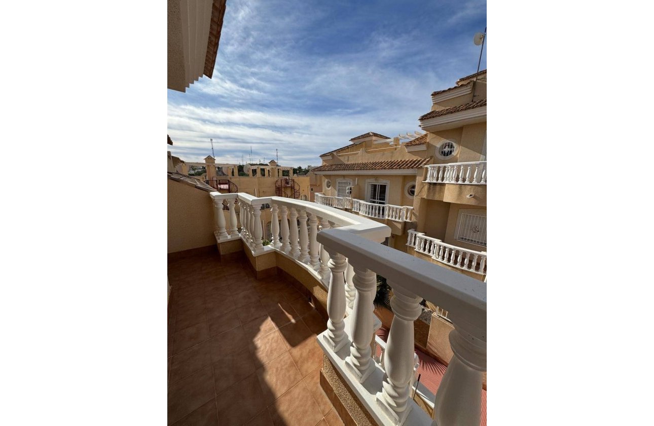 Herverkoop - Appartement -
Orihuela Costa - Las Filipinas