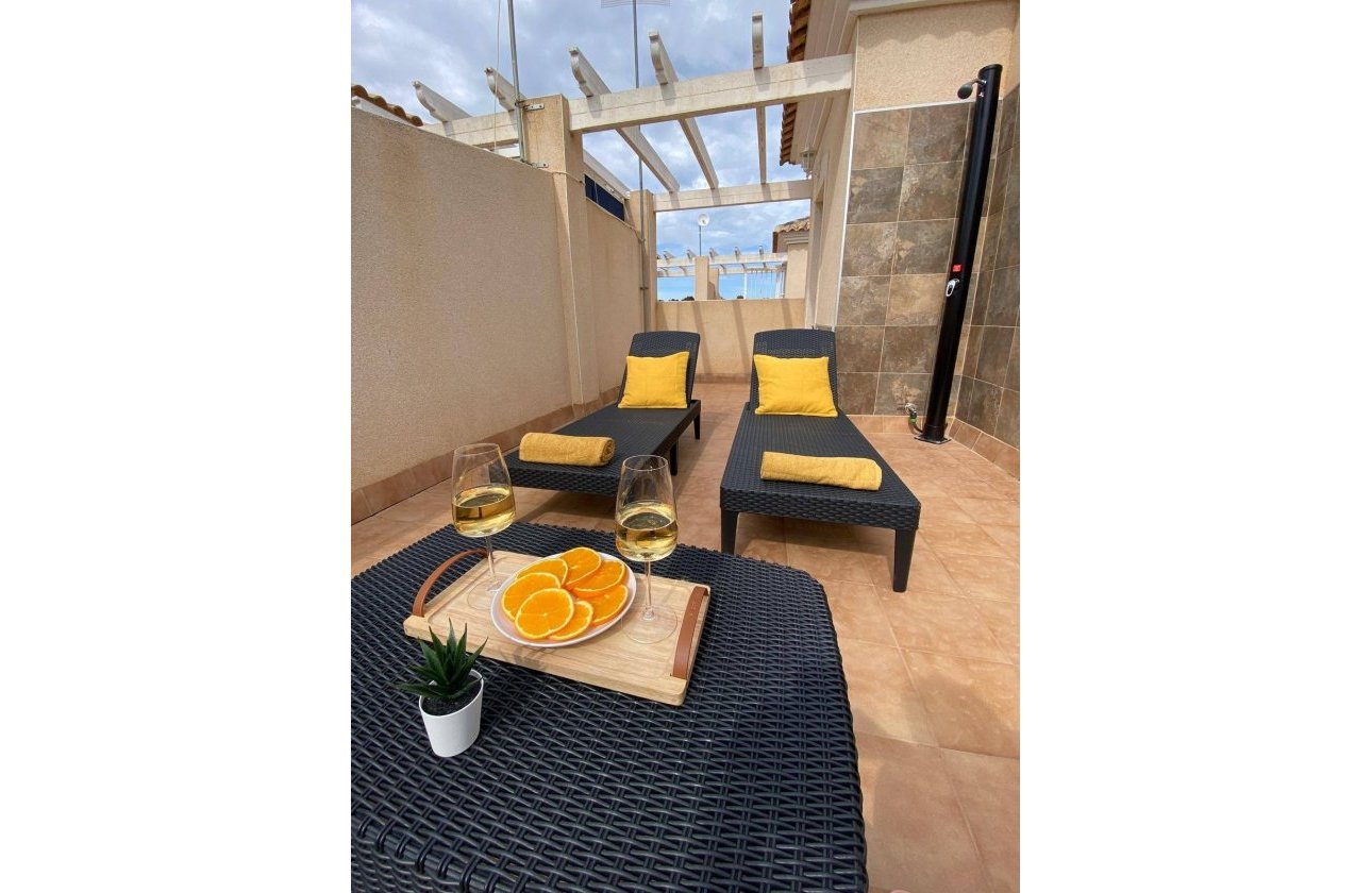 Herverkoop - Appartement -
Orihuela Costa - Las Filipinas