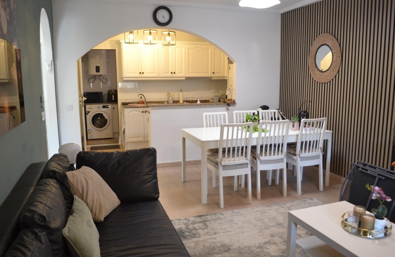 Herverkoop - Appartement -
Orihuela Costa - Las Filipinas
