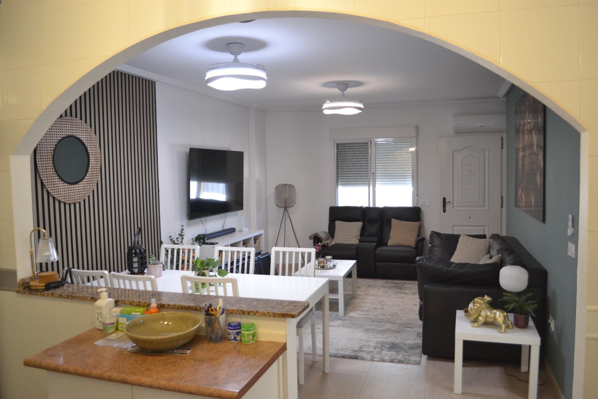 Herverkoop - Appartement -
Orihuela Costa - Las Filipinas