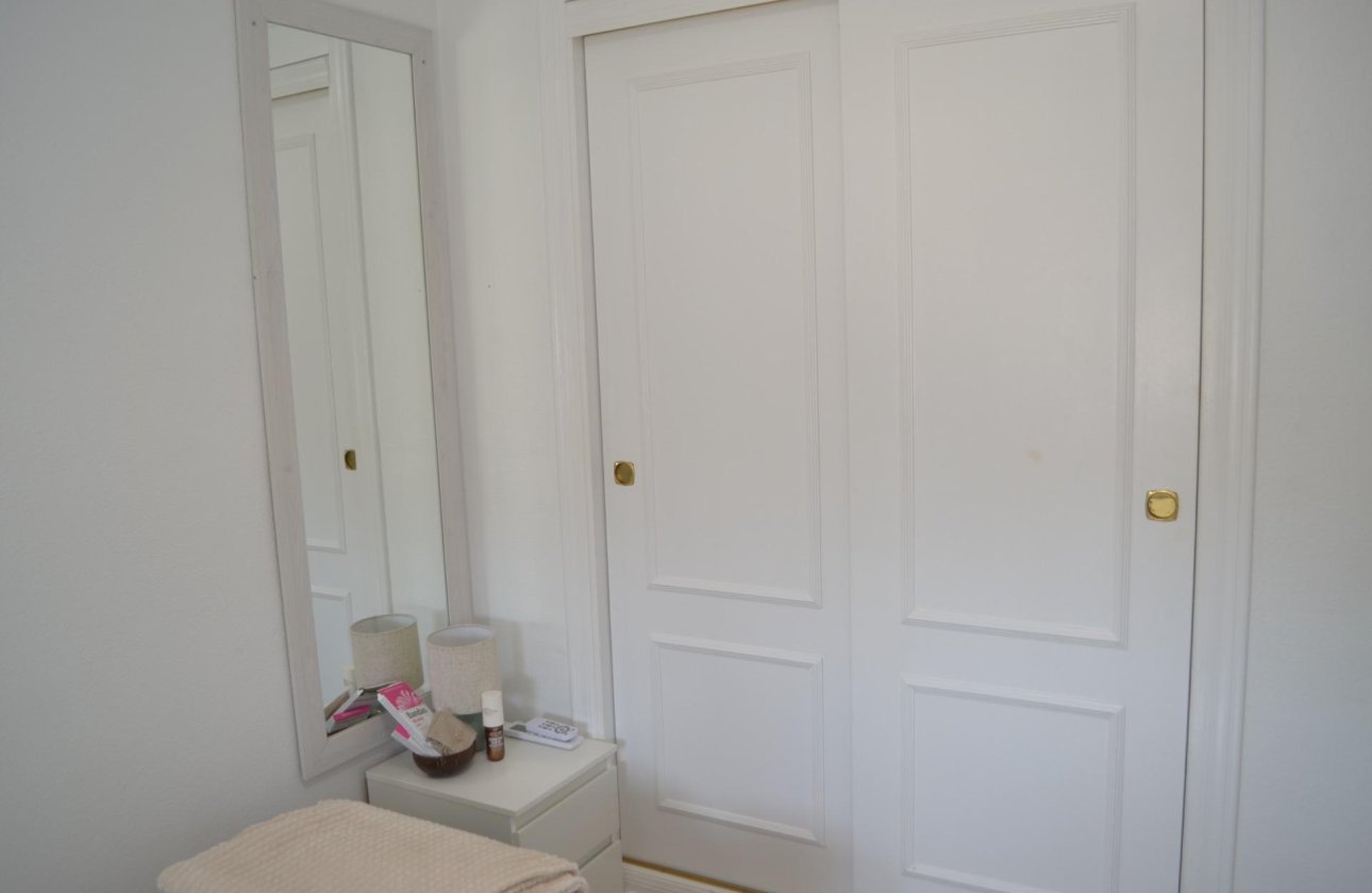 Herverkoop - Appartement -
Orihuela Costa - Las Filipinas
