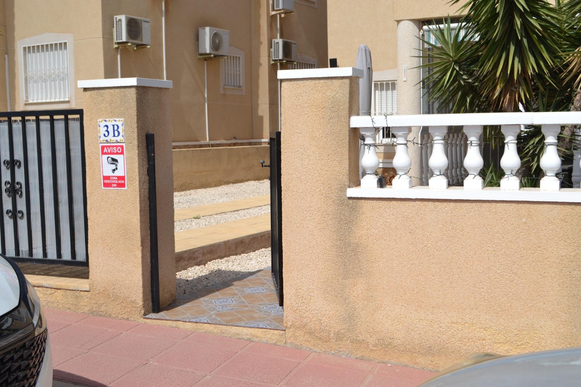 Herverkoop - Appartement -
Orihuela Costa - Las Filipinas