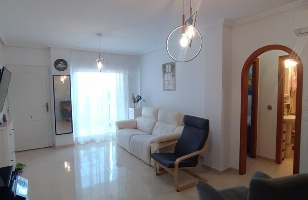 Herverkoop - Appartement -
Orihuela Costa - LOMAS CABO ROIG