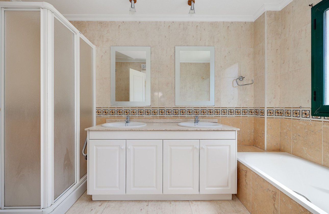 Herverkoop - Appartement -
Orihuela Costa - Lomas de Campoamor