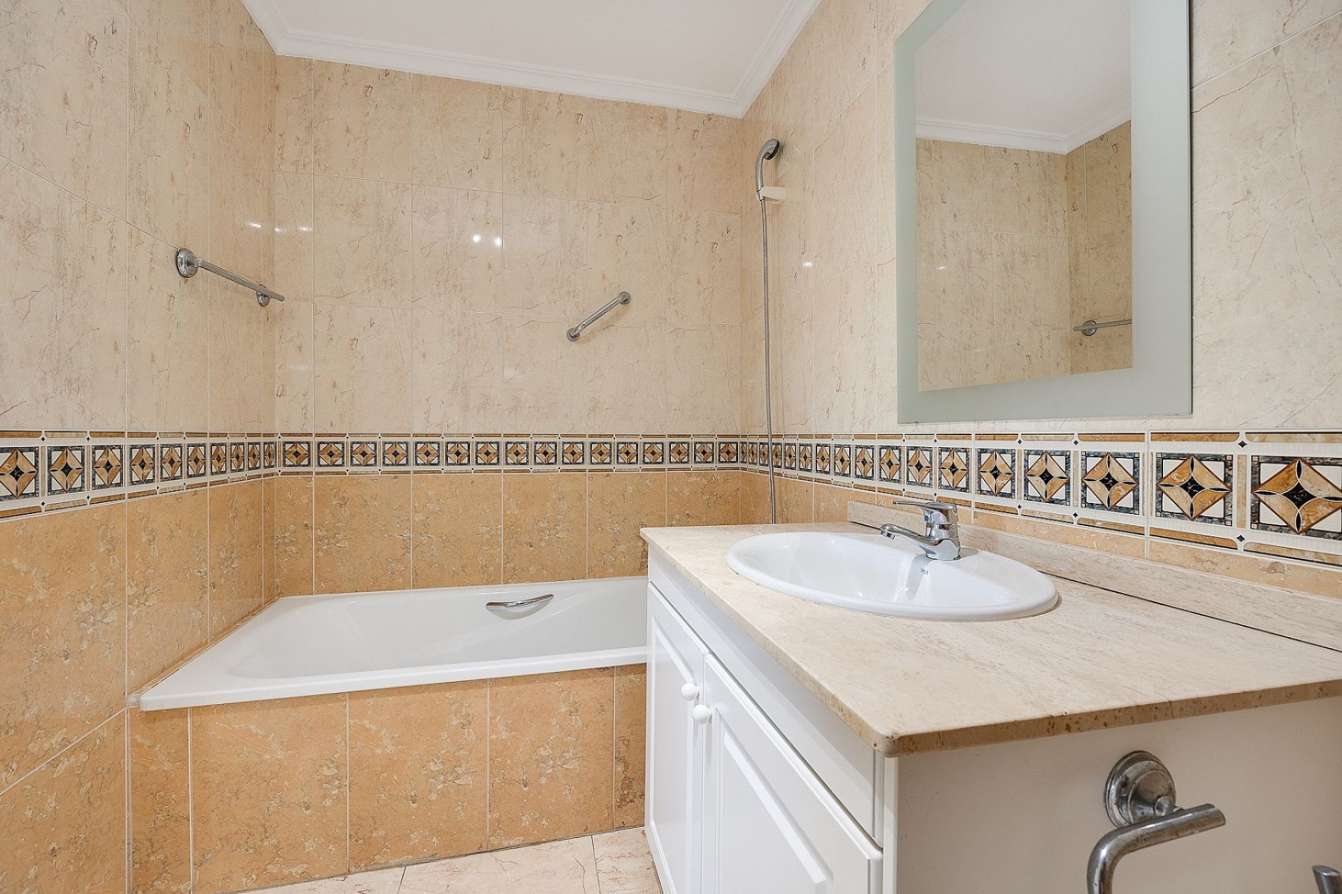 Herverkoop - Appartement -
Orihuela Costa - Lomas de Campoamor