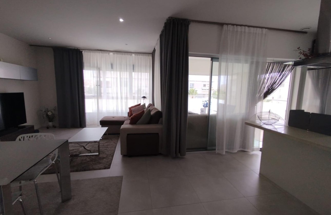 Herverkoop - Appartement -
Orihuela Costa - Los Dolses