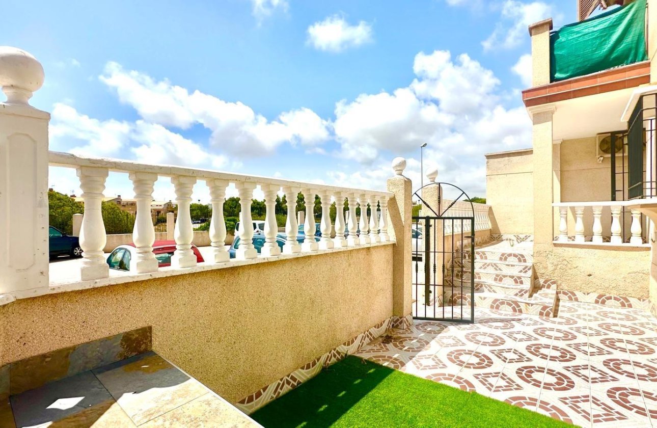 Herverkoop - Appartement -
Orihuela Costa - Playa Flamenca