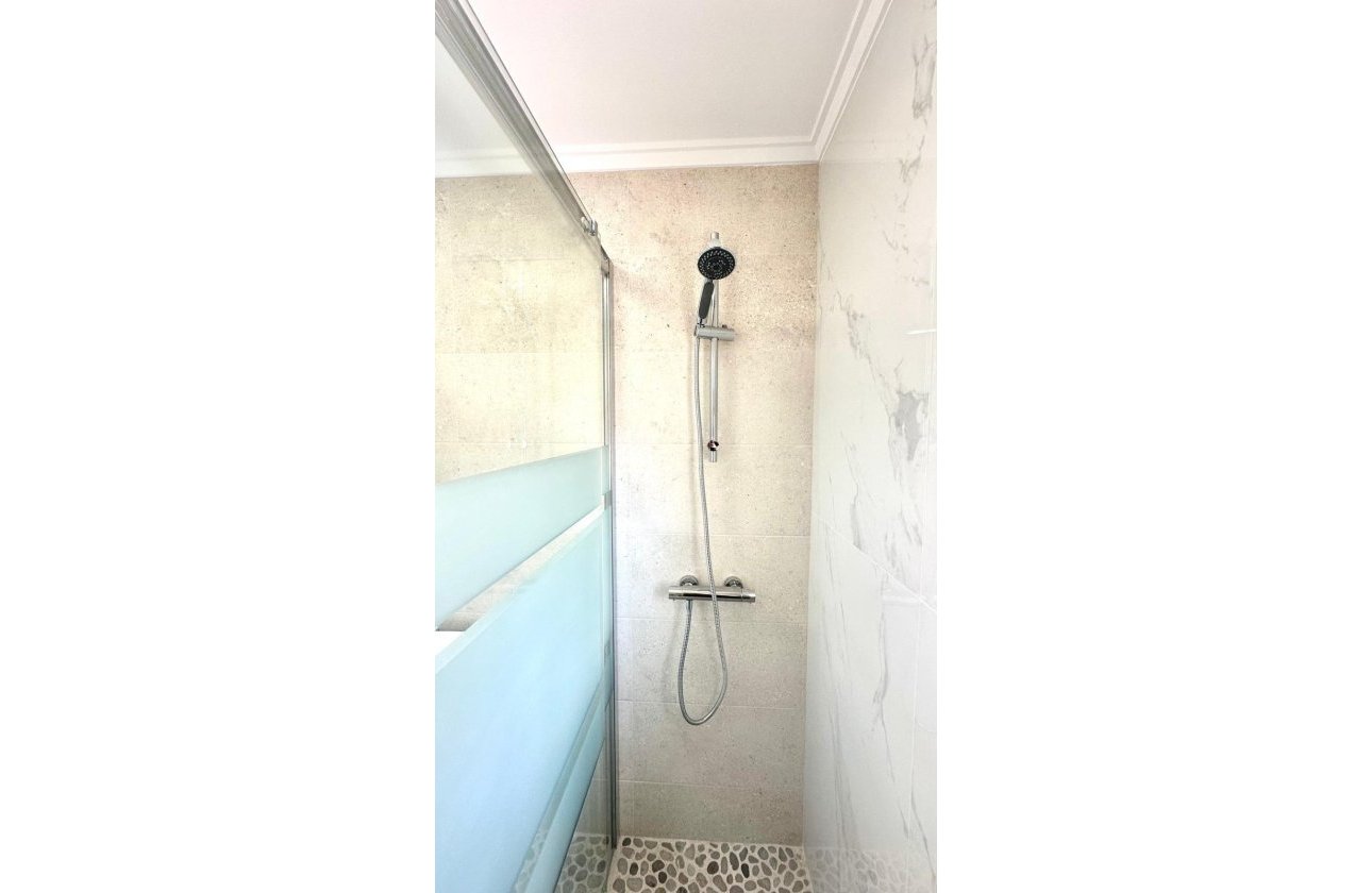 Herverkoop - Appartement -
Orihuela Costa - Playa Flamenca