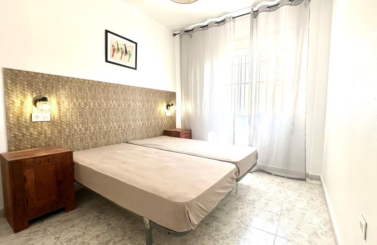 Herverkoop - Appartement -
Orihuela Costa - Playa Flamenca