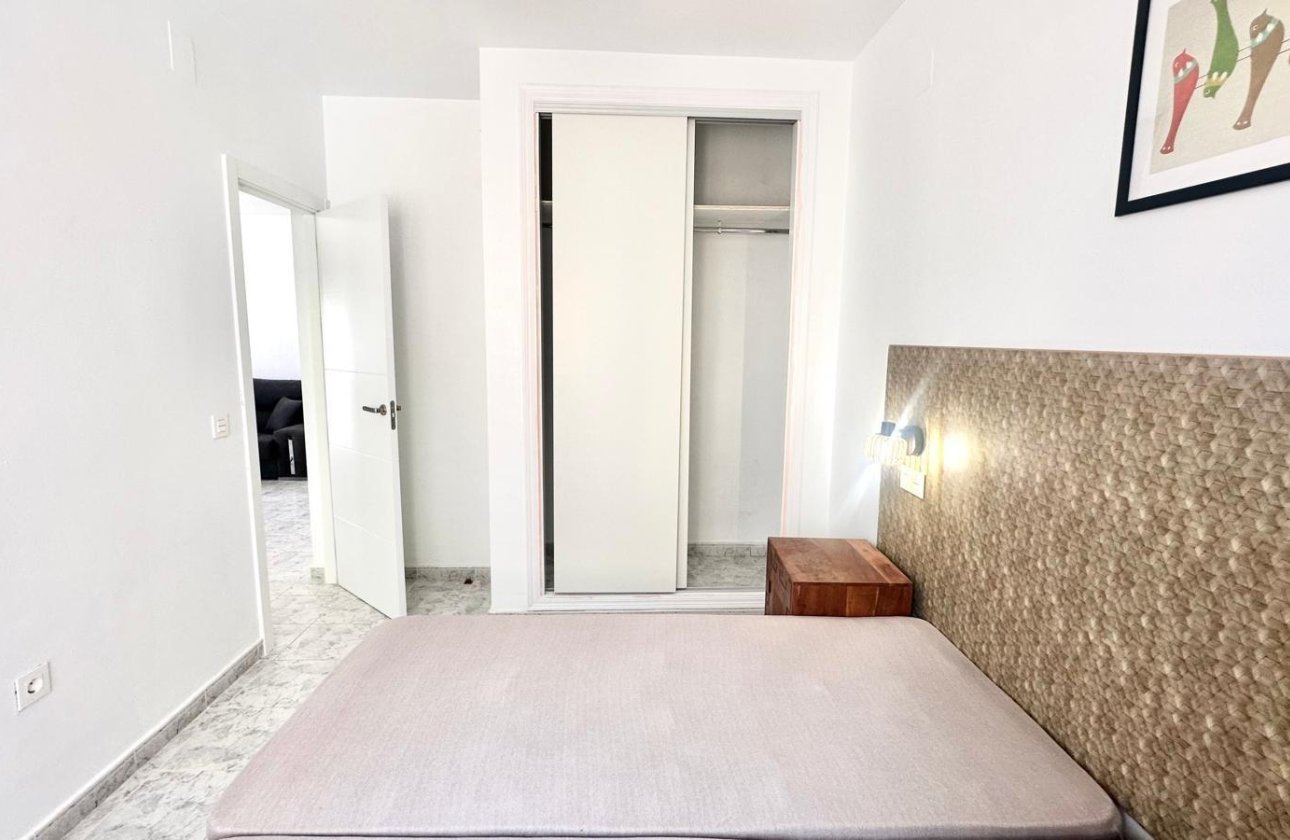 Herverkoop - Appartement -
Orihuela Costa - Playa Flamenca