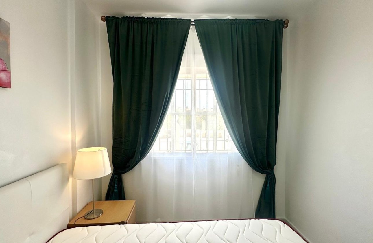 Herverkoop - Appartement -
Orihuela Costa - Playa Flamenca