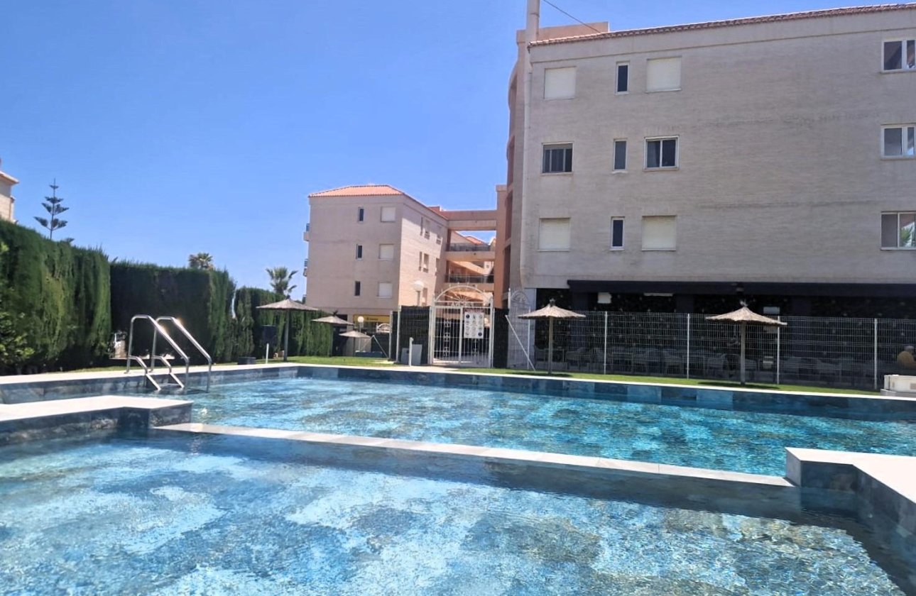 Herverkoop - Appartement -
Orihuela Costa - Playa Flamenca