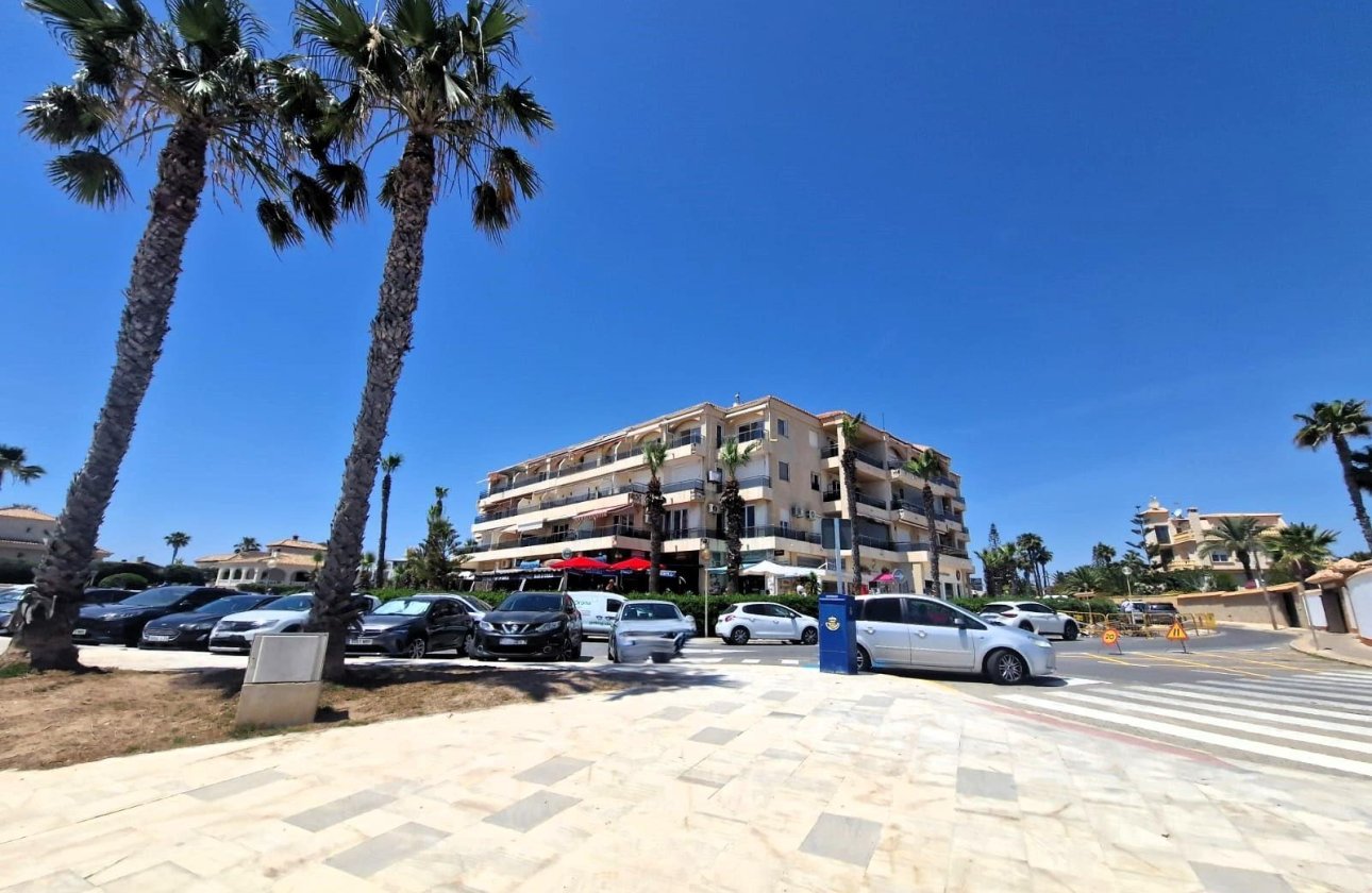 Herverkoop - Appartement -
Orihuela Costa - Playa Flamenca