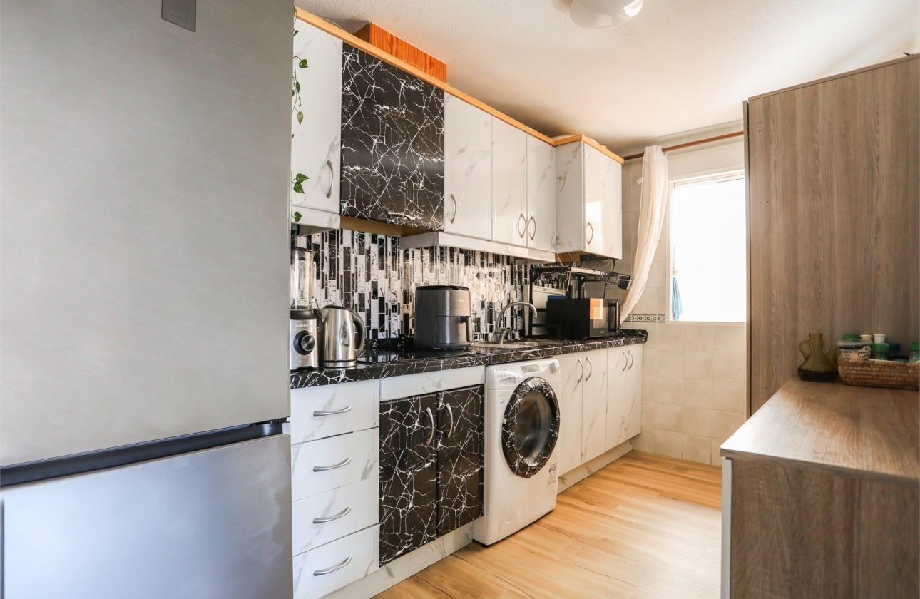 Herverkoop - Appartement -
Orihuela Costa - Playa Flamenca