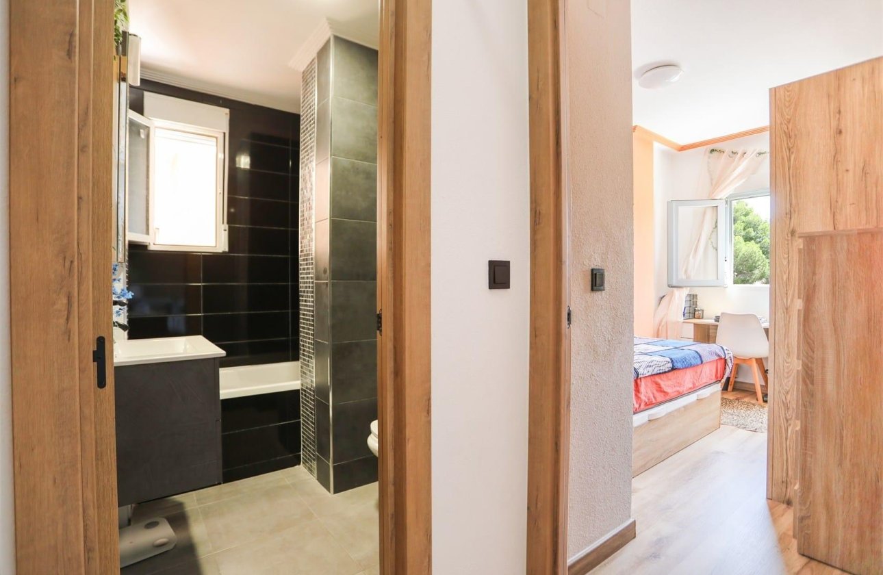 Herverkoop - Appartement -
Orihuela Costa - Playa Flamenca