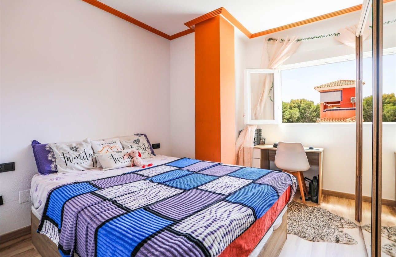 Herverkoop - Appartement -
Orihuela Costa - Playa Flamenca