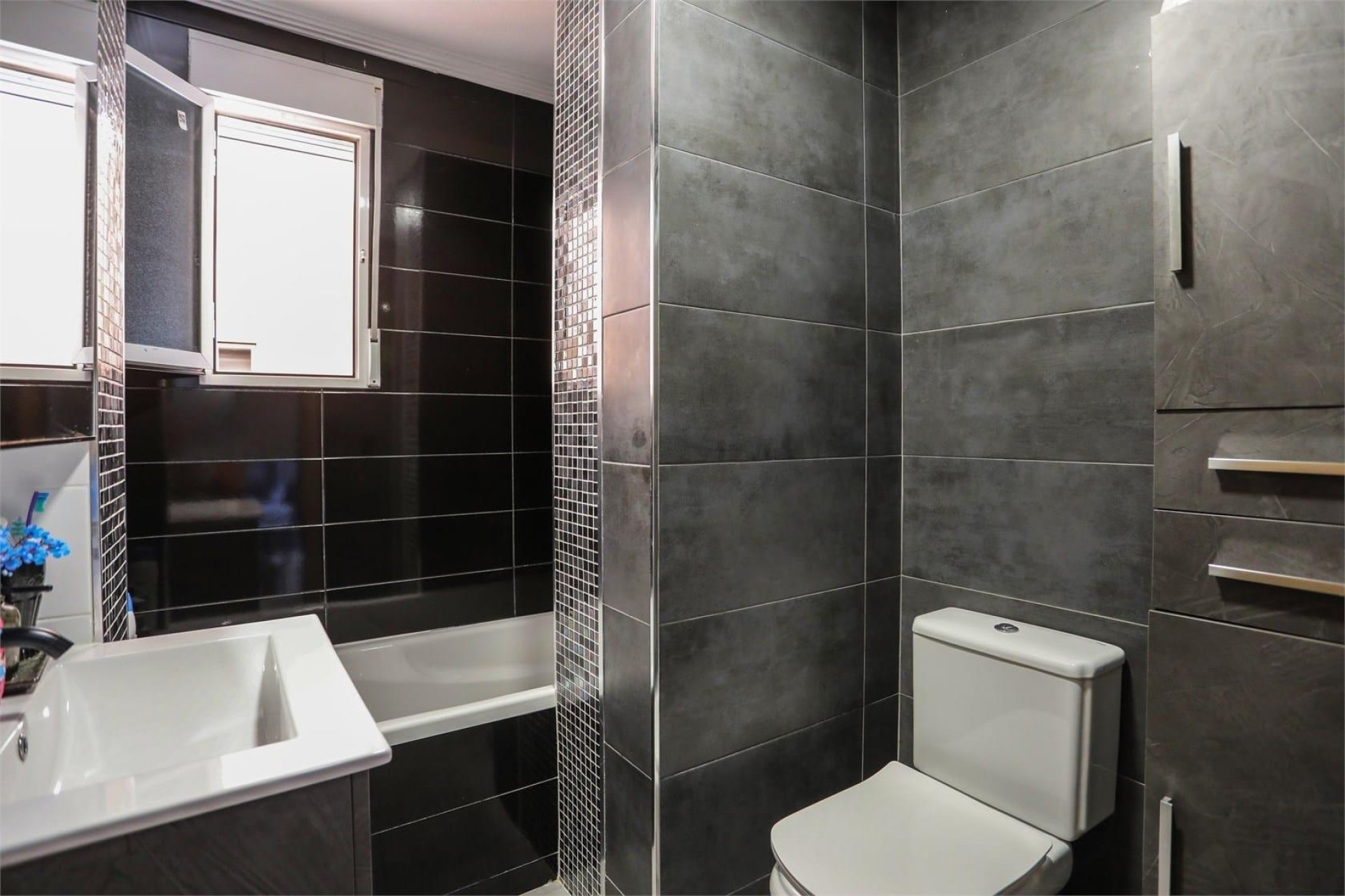 Herverkoop - Appartement -
Orihuela Costa - Playa Flamenca