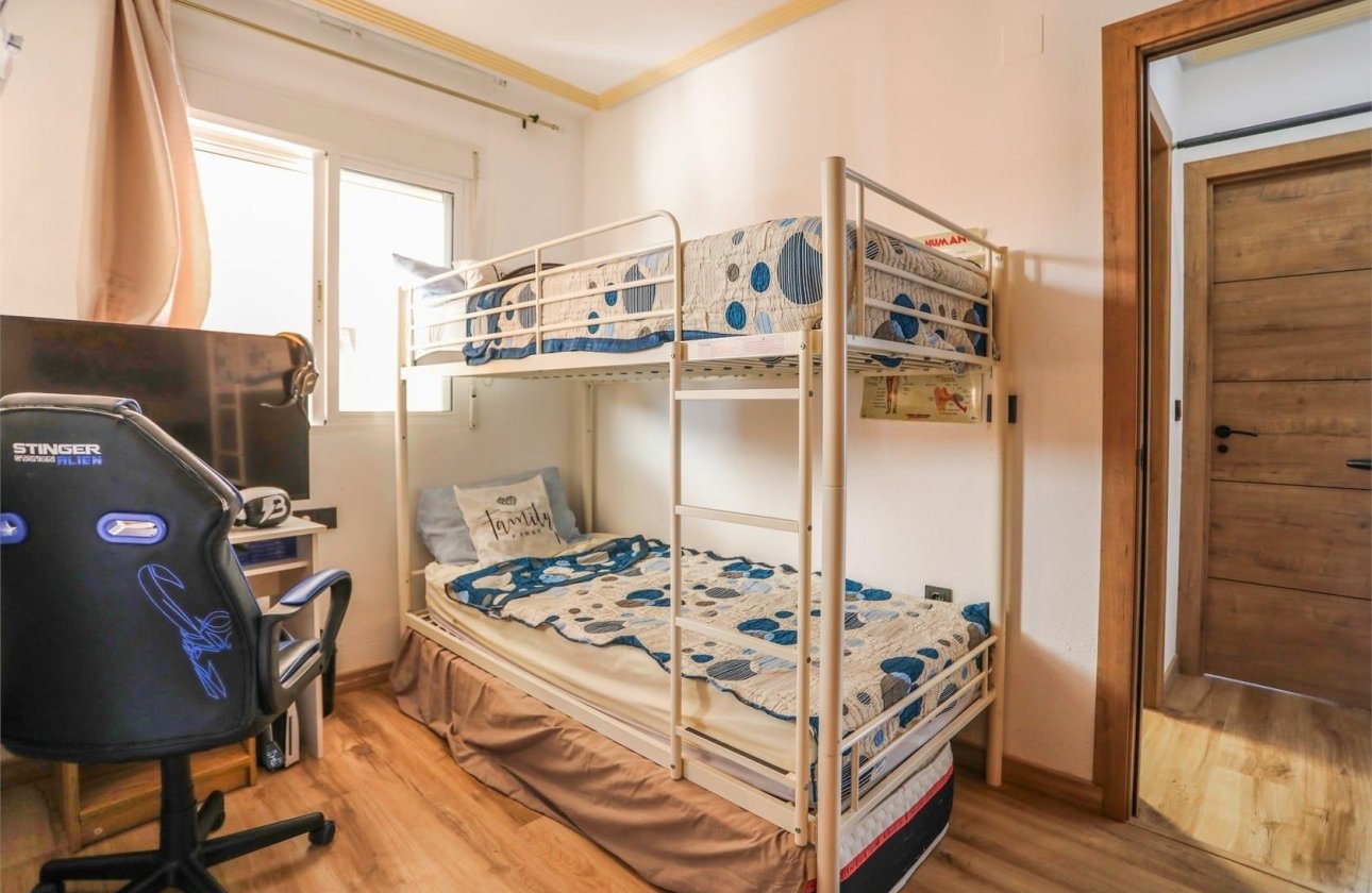 Herverkoop - Appartement -
Orihuela Costa - Playa Flamenca