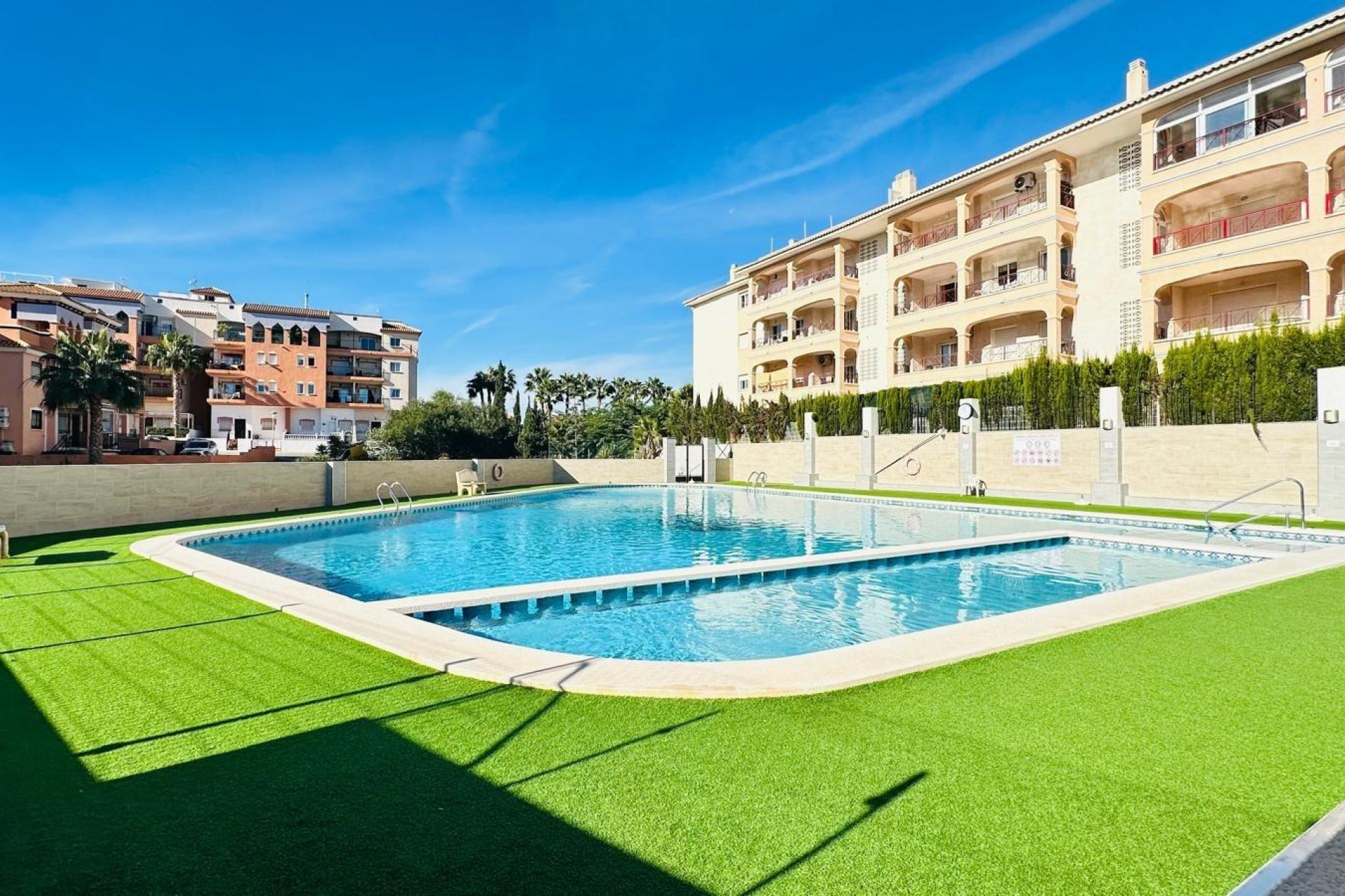Herverkoop - Appartement -
Orihuela Costa - Playa Flamenca