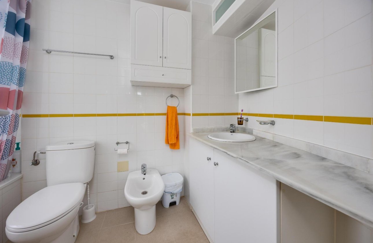 Herverkoop - Appartement -
Orihuela Costa - Playa Flamenca