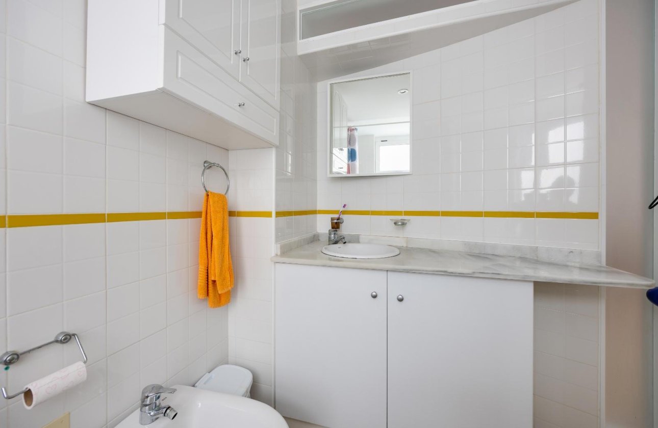 Herverkoop - Appartement -
Orihuela Costa - Playa Flamenca