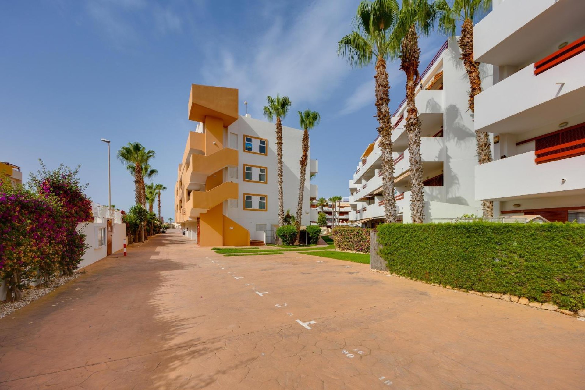 Herverkoop - Appartement -
Orihuela Costa - Playa Flamenca