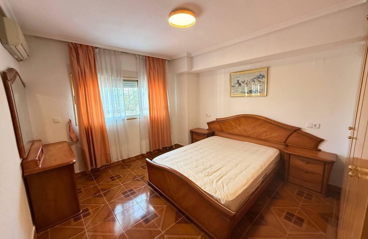 Herverkoop - Appartement -
Orihuela Costa - Punta Prima