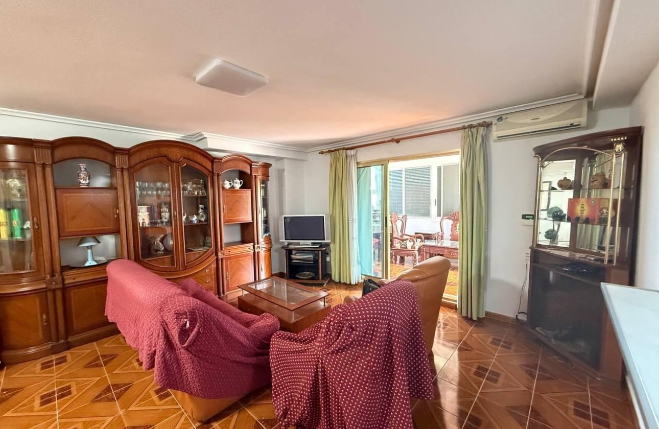 Herverkoop - Appartement -
Orihuela Costa - Punta Prima