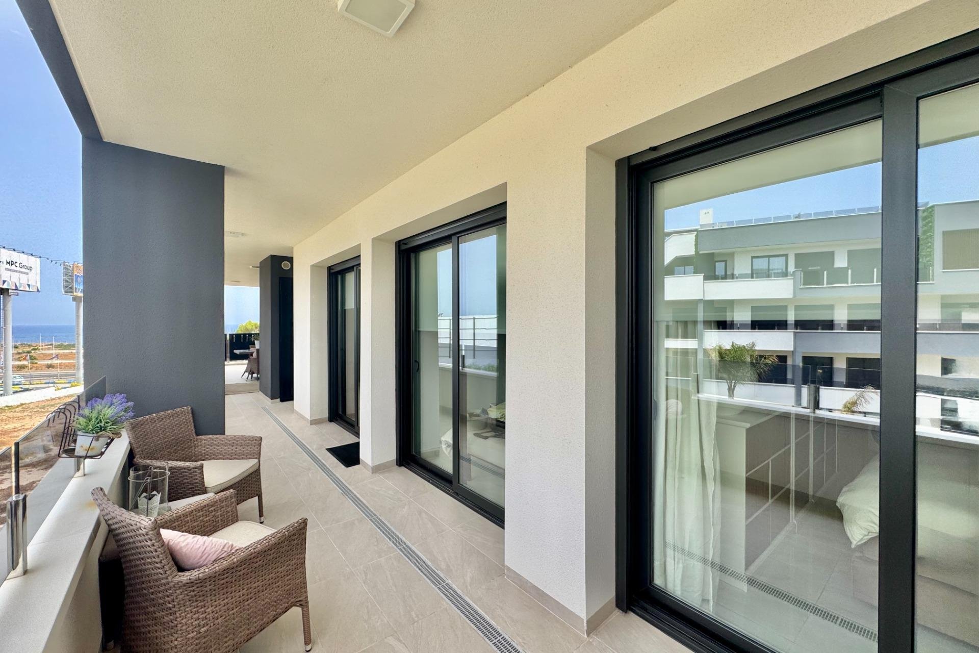 Herverkoop - Appartement -
Orihuela Costa - Punta Prima