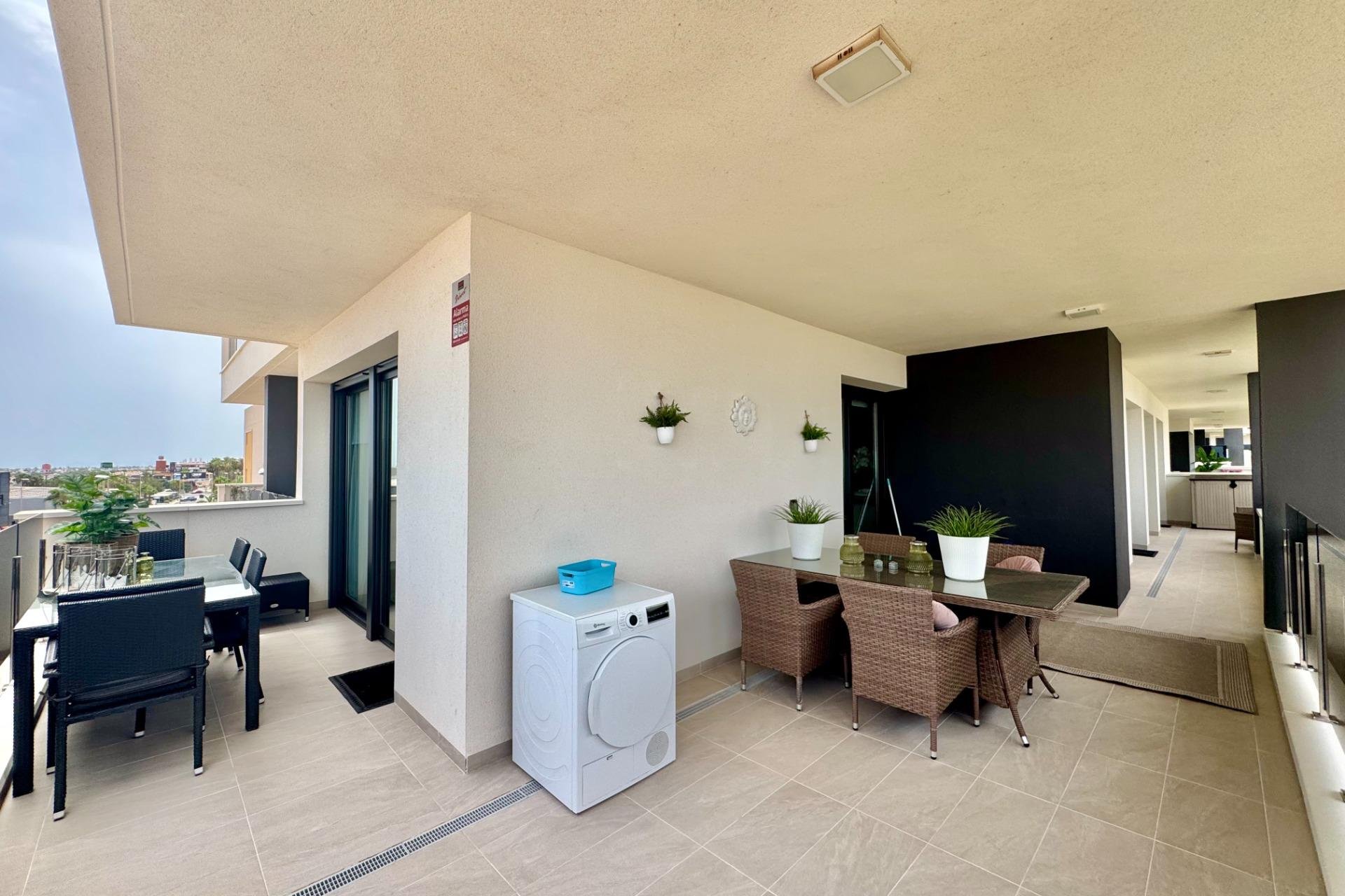 Herverkoop - Appartement -
Orihuela Costa - Punta Prima
